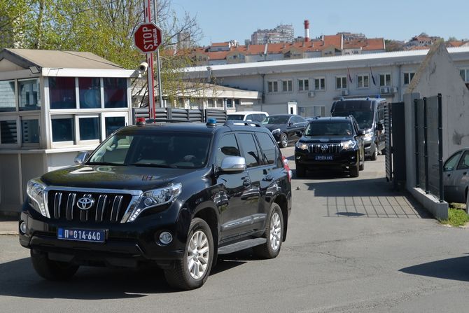 Darko Šarić uhapšen džip vozilo Služba za borbu protiv organizovanog kriminala SBPOK Specijalni sud