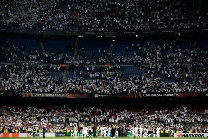 FK Ajntraht Frankfurt FK Ajntraht Frankfurt