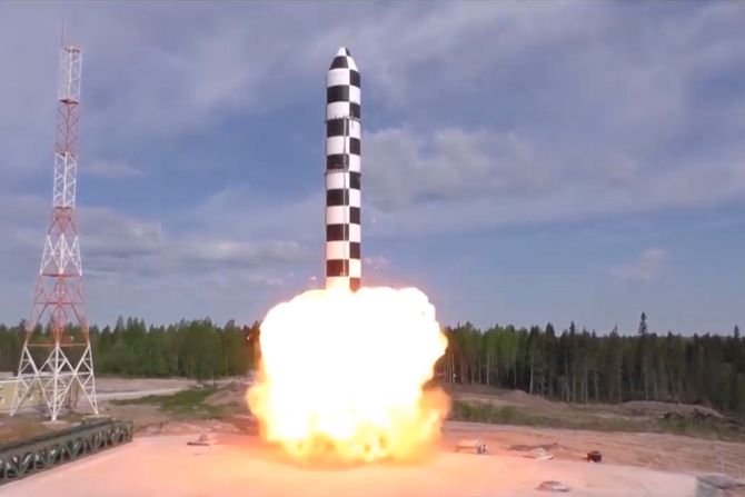 Ruska interkontinentalna balistička raketa Sarmat, Satana 2