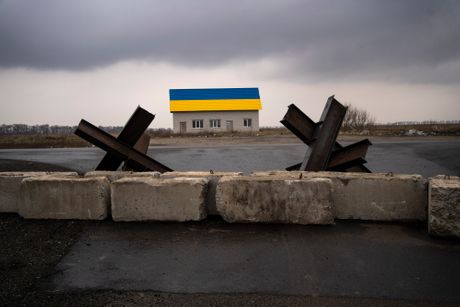 Ukrajina Kyiv rat u Ukrajini Rusija ukrajinska zastava kuća
