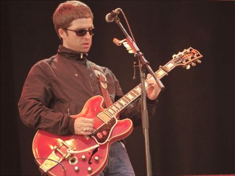Noel Galager, gitara, Oasis