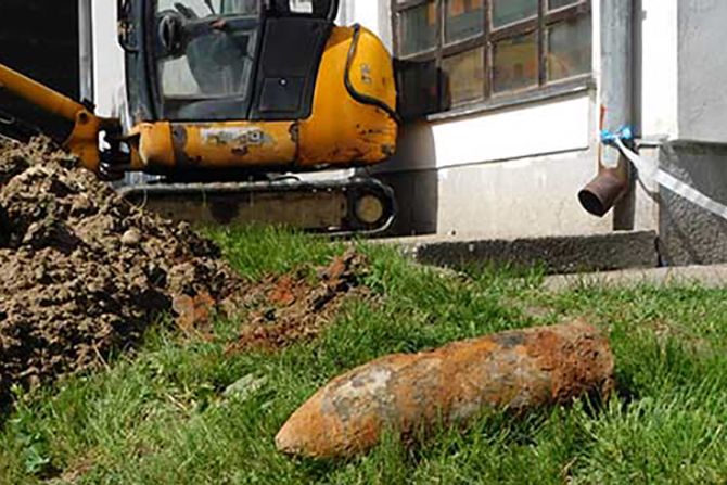 Bomba iz drugog svetskog pored škole, Loznica