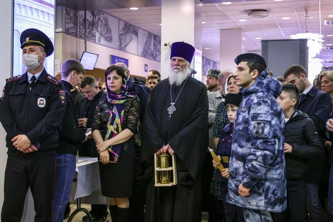 Moskva, Blagodatni oganj stigao u Rusiju iz Jerusalima