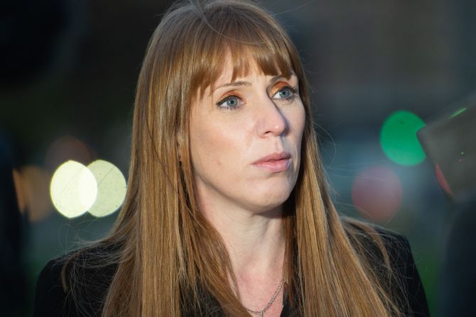 Angela Rayner, Anđela Rejne