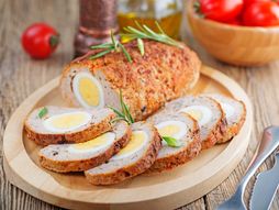 Rolat sa mesom i jajima