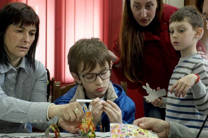 izbeglice, Ukrajina, Uskrs izbeglice, Ukrajina, Uskrs