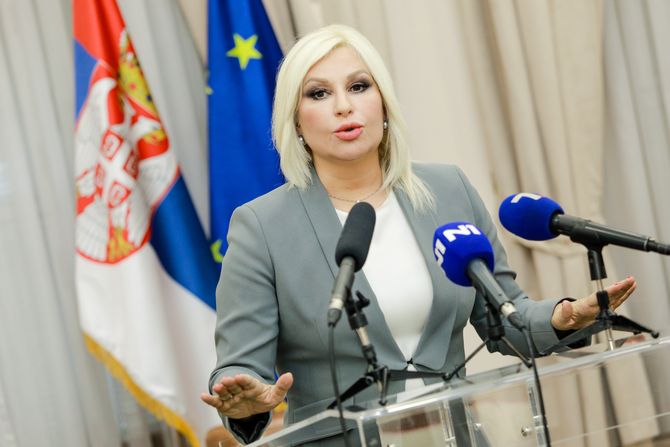 Zorana Mihajlović Zorana Mihajlović