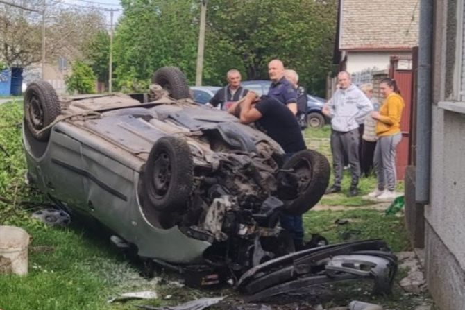 nedelje, srbobran, udes, saobraćajna nezgoda nedelje, srbobran, udes, saobraćajna nezgoda