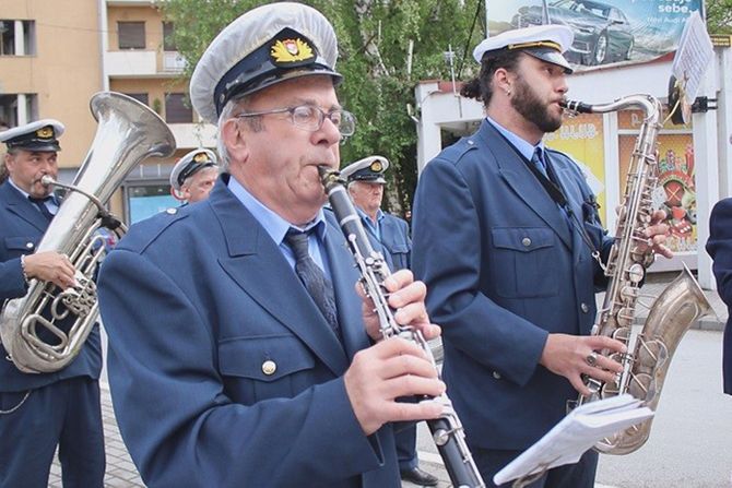 Čačak Prvomajska budilica KUD Abrašević duvački orkestar