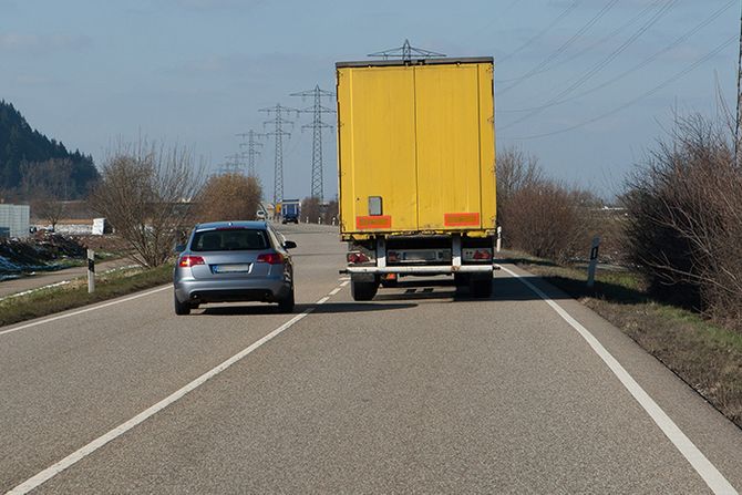 Auto preticanje na punoj liniji