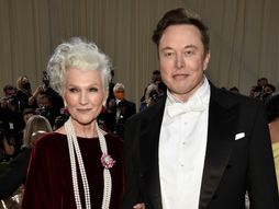 Ilon Musk, Elon Mask