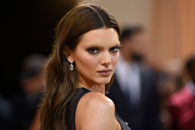 Kendall Jenner Kendal Džener Kendall Jenner Kendal Džener