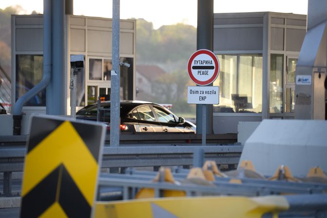 Naplatna stanica Vrčin autoput saobraćaj