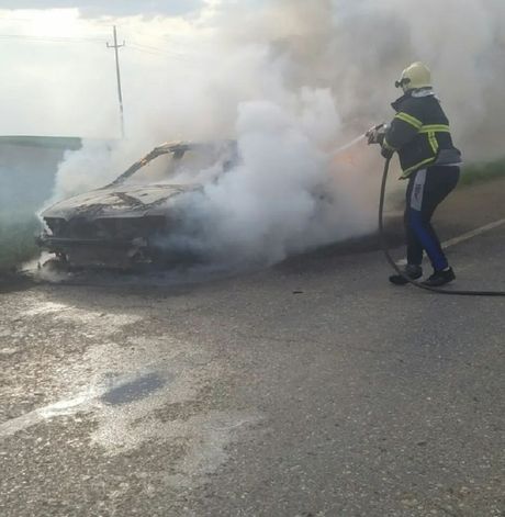 DVD Stanišić, zapalio se automobil