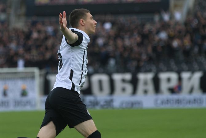 Nikola Terzić; FK Partizan, FK Vojvodina Nikola Terzić; FK Partizan, FK Vojvodina