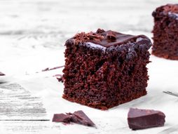 čokoladni kolač "crnac bez jaja"