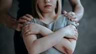 Uhapšen pedofil u Ripnju: Sumnja se da je seksualno napao dve maloletnice u poznatom diskontu