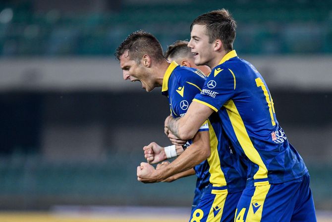 Ivan Ilić, Darko Lazović, FK Verona Ivan Ilić, Darko Lazović, FK Verona