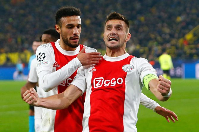 Nusair Mazraui, Dušan Tadić, FK Ajaks