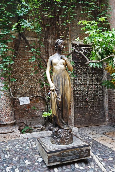 Verona, terasa balkon Romeo i Julija Verona, terasa balkon Romeo i Julija