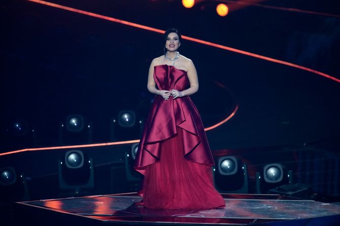 Chi è Laura Pauzini, conduttrice dell’Eurovision di quest’anno: Djokovic la ammira