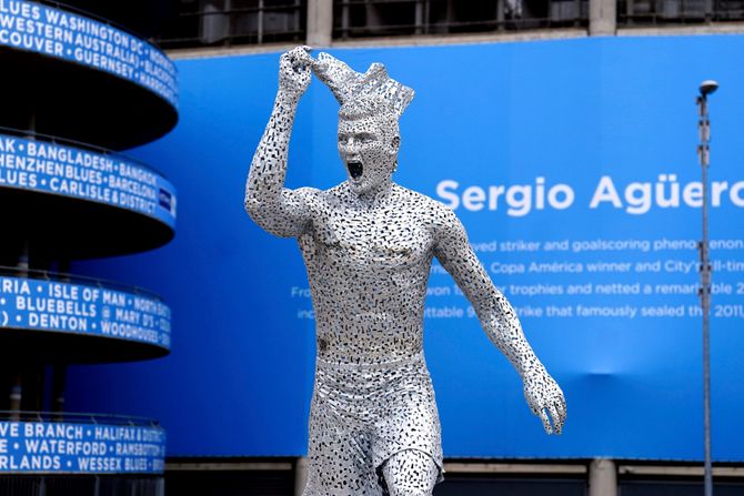 Serhio Aguero, statua