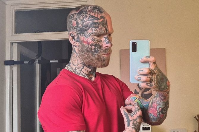 John Smith John Smith