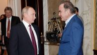 Oliver Stoun: Putin je veliki lider i narod ga voli