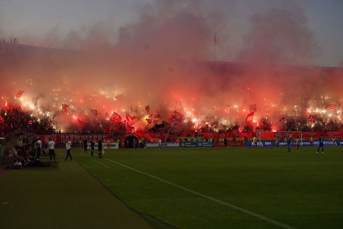 Fk crvena Zvezda - FK Voždovac, Delije Sever