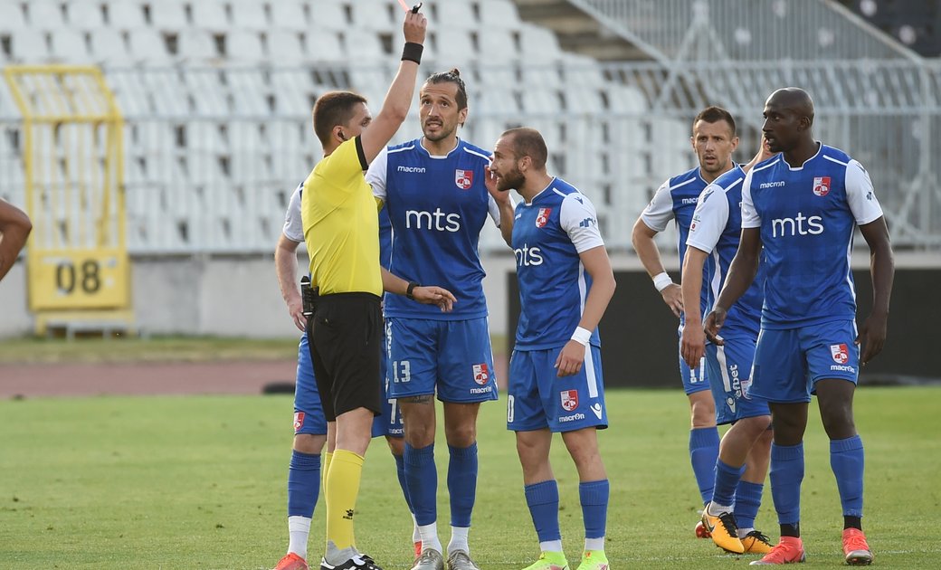 Evo gde možete uživo gledati TV prenos utakmice Crvena zvezda - Radnički Niš  