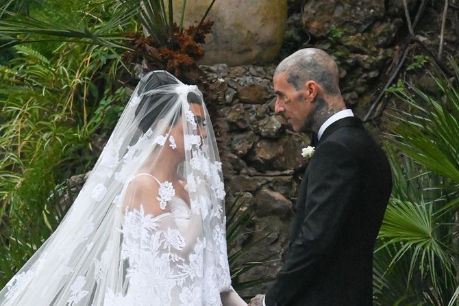 Kourtney Kardashian, Travis Barker