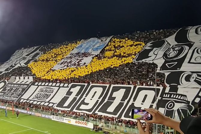 Salernitana koreografija