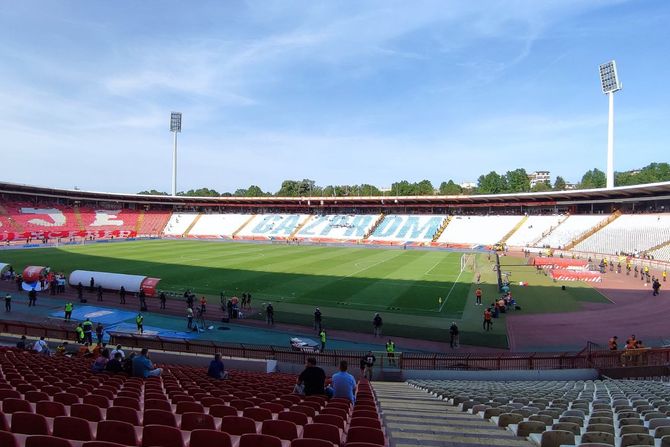 Galerija, stadion Rajko Mitić