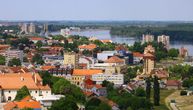 Neverovatan prizor na Dunavu: Srbin automobilom prešao korito reke i završio na Vukovarskoj adi