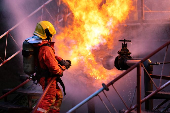 Gas eksplozija požar vatrogasac Gas eksplozija požar vatrogasac