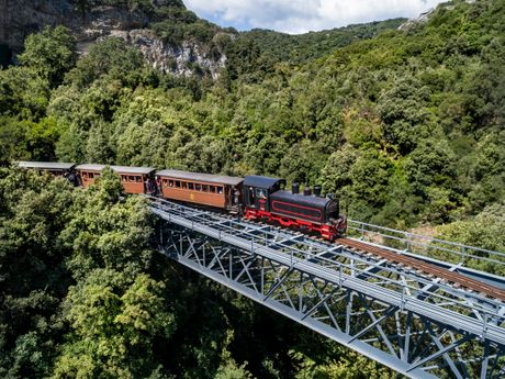 Odeljenje turizma Opštine Volos Pilion