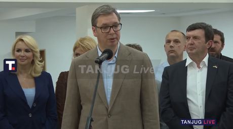 Aleksandar Vučić, Vranje - Centar za azil