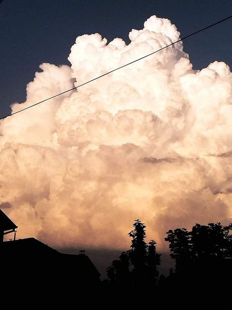 Kumulonimbus, Trstenik, Kruševac Kumulonimbus, Trstenik, Kruševac