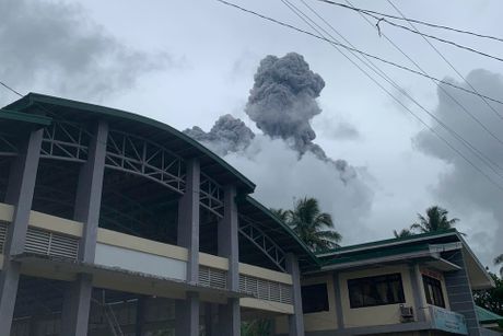 Filipini erupcija vulkana Bulusan