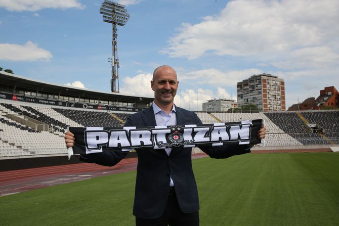 Ilija Stolica, Novi trener FK Partizan