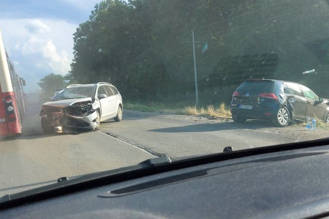 Saobraćaj udes sudar Padinska Skela