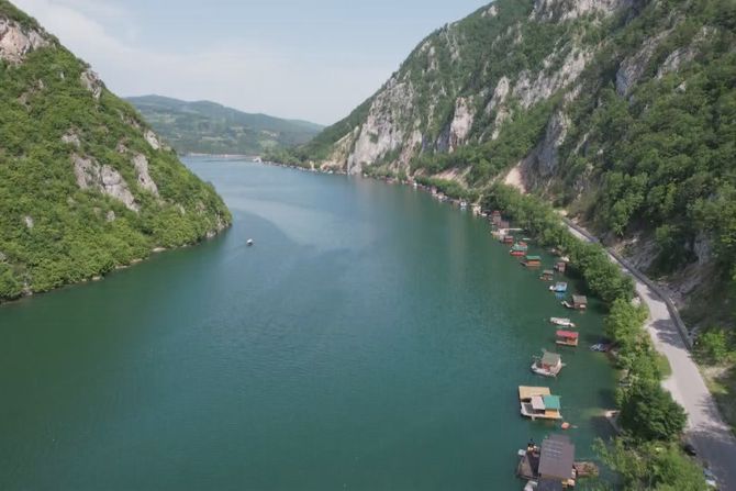 Radisav Mićević, jezero Perućac