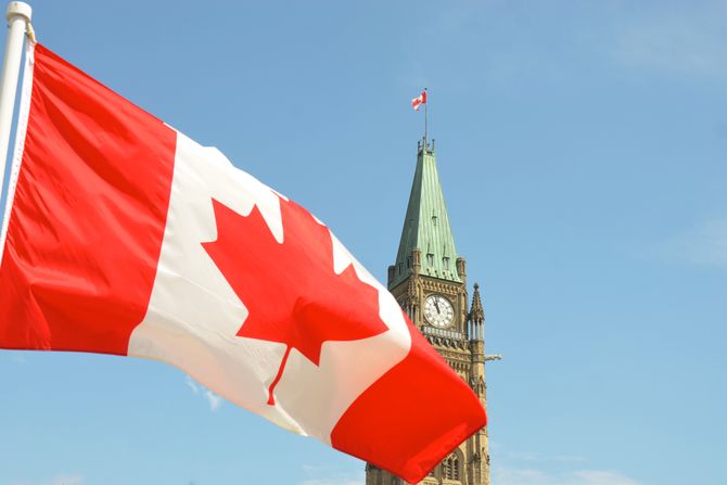 parlament kanada Canada's Parliament Hill i