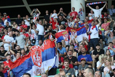 Srpski navijači dominirali u Ljubljani