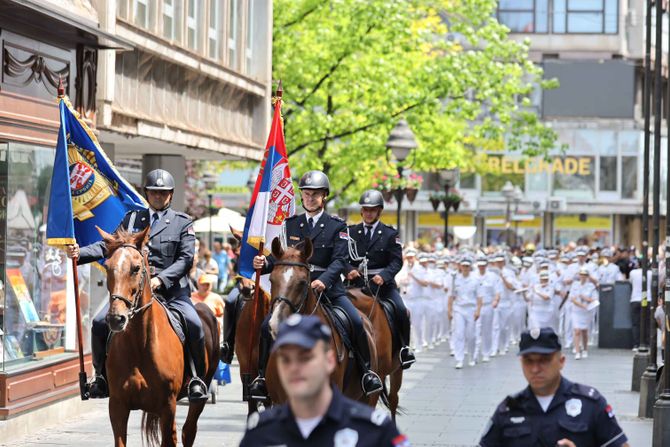 Foto: Mup, Dan policije, defile na Kalemegdanu