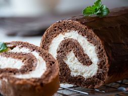 čokoladni rolat, kolač, slatkiš