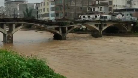 Huaći najbogatije selo Kina poplave