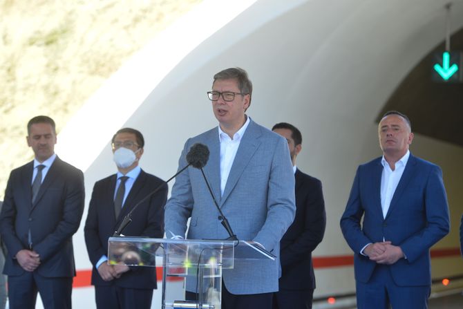 Aleksandar Vučić tunel Straževica