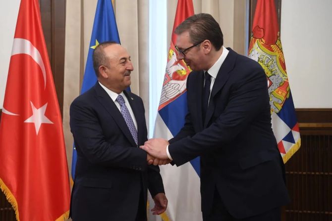 Aleksandar Vučić, Mevlut Čavušoglu