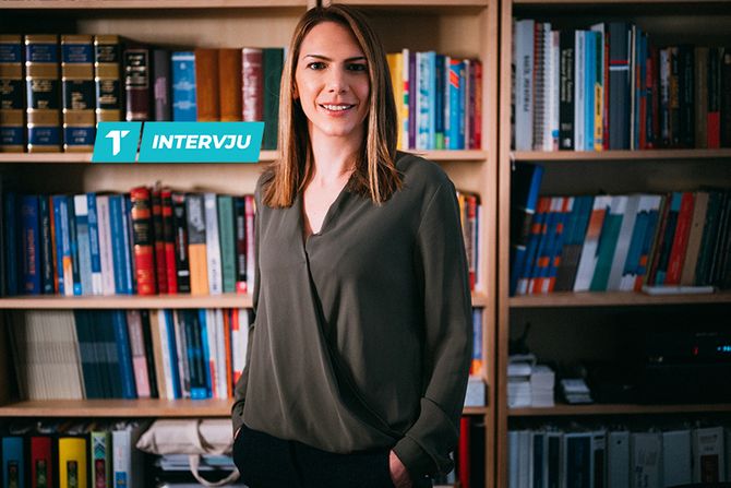 Ana Toskić Cvetinović Ana Toskić Cvetinović